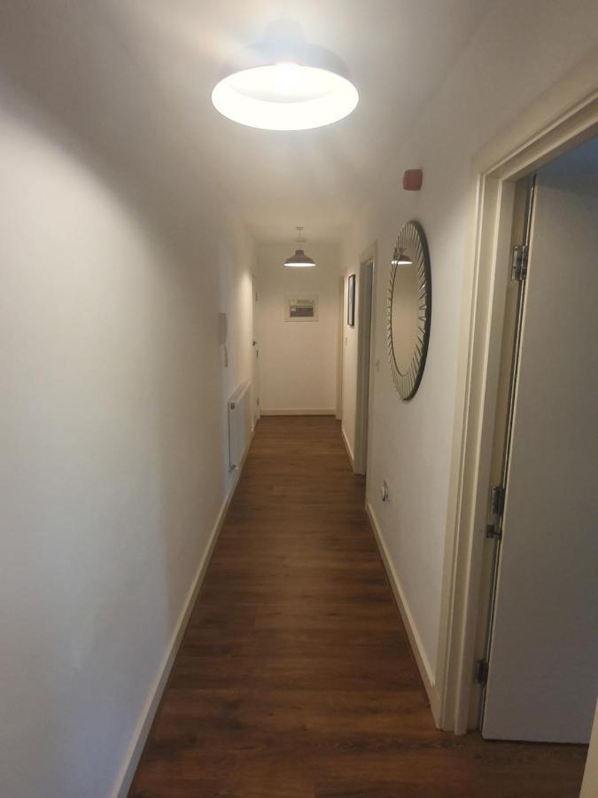 Double Room With Shared Bathroom London Exterior foto